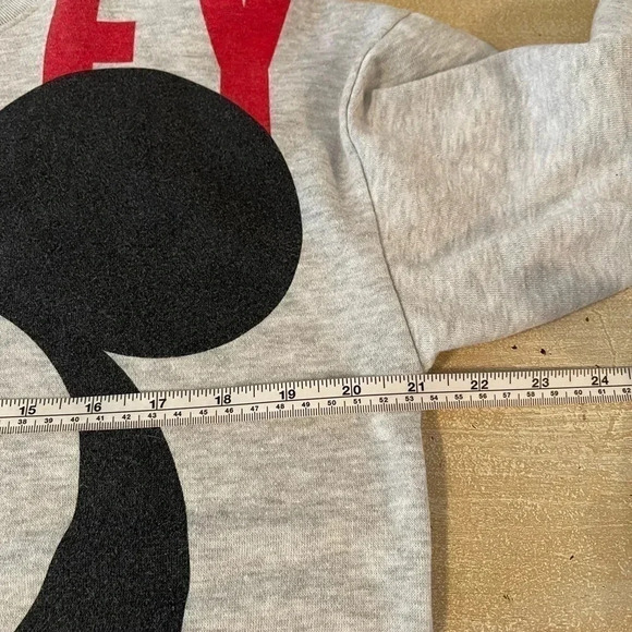 DISNEY Mickey Mouse crewneck sweatshirt.
Size: XS - Picture 6 of 7